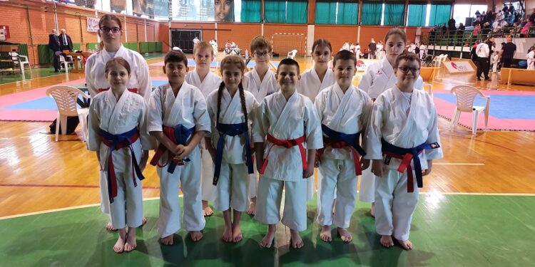 Karate klub Agrobanat Plandište osvojio 14 medalja na Prvenstvu Vojvodine