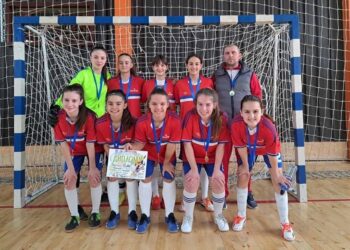 Devojčice OŠ Dositej Obradović izborile plasman na međuokružno takmičenje u futsalu