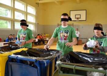 JKP Drugi oktobar: Kroz kviz „Prljavo ili čisto – nije isto“ podižemo svest osnovaca o značaju očuvanja životne sredine