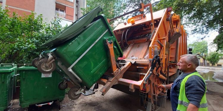 JKP Drugi oktobar: April je mesec čistoće