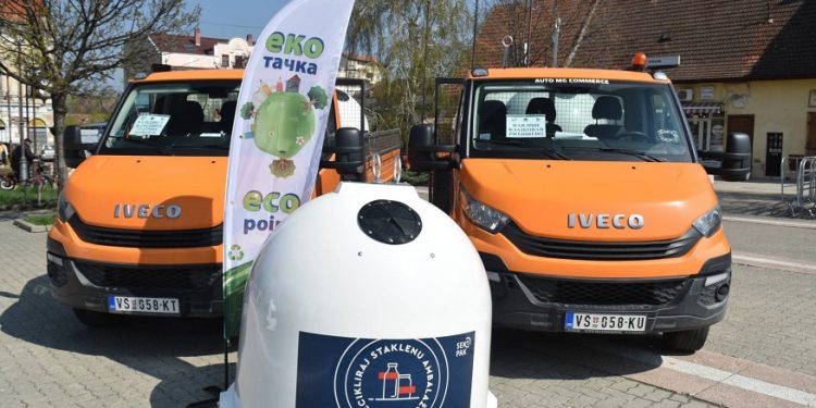 JKP Drugi oktobar: Postavljaju se reciklažna zvona za odvajanje staklene ambalaže