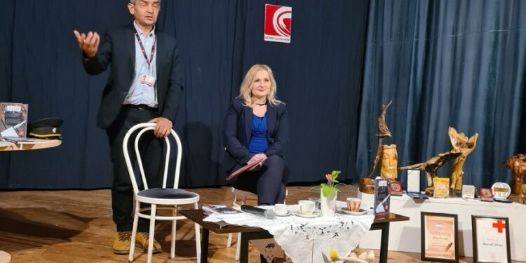 „Prvoaprilski hepening! Veče smeha i prirodne imunoterapije!“ održan u KC Vršac