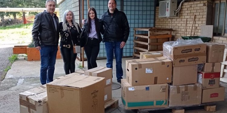 Aktivisti SNS donirali garderobu SBPB „Dr Slavoljub Bakalović“