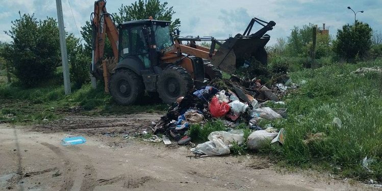 Građani inicirali uklanjanje deponije u Malom Ritu