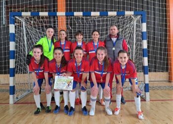 Devojčice OŠ Dositej Obradović izborile plasman na državno prvenstvo u futsalu