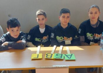 Navijači prate finaliste Eko kviza u Beograd