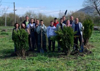 Srednjoškolci kroz projekte “Razmišljaj EKOlogično” i “Zeleni koraci” pomeraju granice