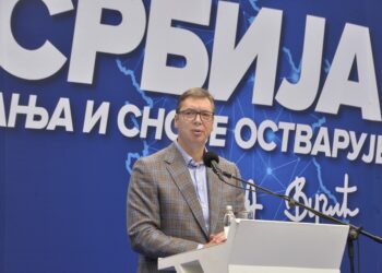 30.000 ljudi dočekalo Predsednika Vučića u Pančevu – Sa vama moja snaga i snaga Srbije je ogromna!