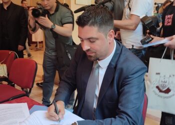 Vršačko pozorište dobilo 9.6 miliona za sanaciju krova