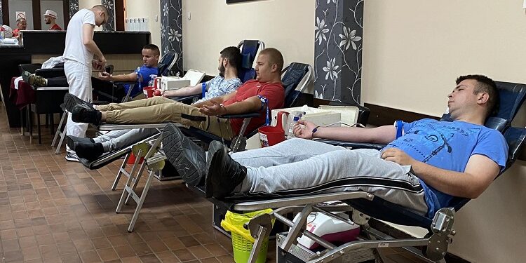 Uspešno sprovedena akcija dobrovoljnog davanja krvi u Plandištu