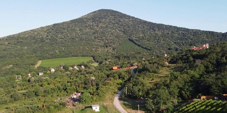 Vrščani grade novi vidikovac na krovu Vojvodine