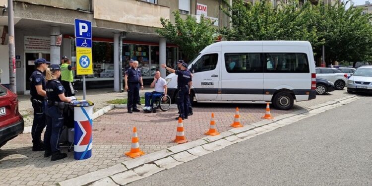 Vršački policajci i „Parakvad“ sproveli akciju „Ne parkiraj na moje mesto“