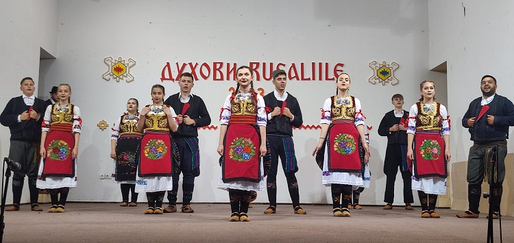 Vladimirovac kulturnim programom obeležio Duhove