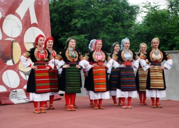U Velikom Središtu održana manifestacija „Đeram – čuvari tradicije“
