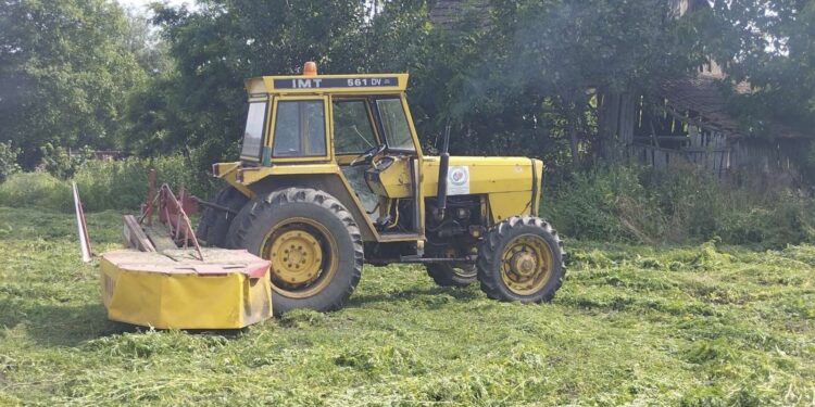 JP Polet Plandište nastavlja sa uređenjem javnih površina i parcela groblja
