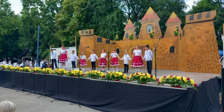 Sjajan nastup mališana iz Hajdučice na Dečjem folklornom festivalu