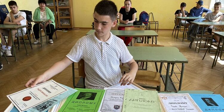Veliki uspeh Mihajla Tadića na republičkom takmičenju iz istorije