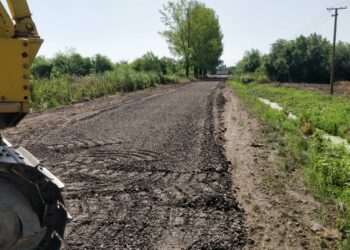 Radovi na pošljunčavanju ulica u Baricama