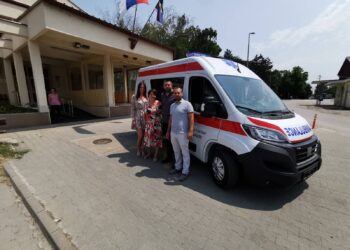 Novo sanitetsko vozilo za Dom zdravlja u Plandištu