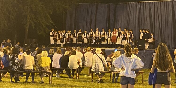 Nastupom KUD Mladost završeni Velikogospojinski dani u Velikoj Gredi