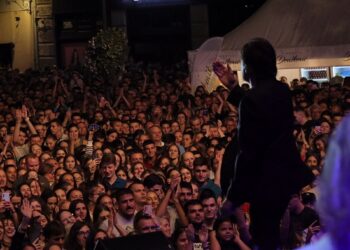 Spektakl za pamćenje: Zdravko Čolić zapalio Vršac