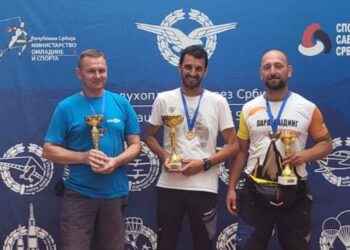 Vršac ponovo dobar domaćin najboljim paraglajderistima Srbije