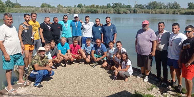 Šaranski ribolov okupio ribolovce na “Bageru”