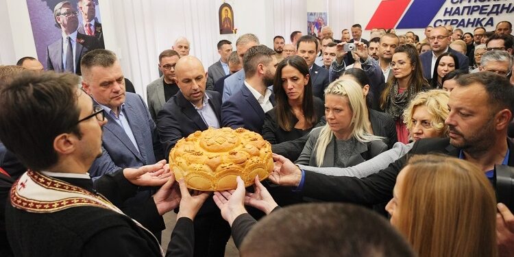 Vršački SNS: U čast Svetiteljke, svaku našu borbu, učinimo borbom za bolje sutra