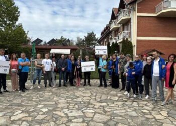 Članice udruženja Autizam Južni Banat u okviru projekta „Srećnija budućnost za autizam“ učestvovale na rekreativnom kampu