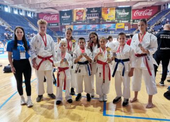 Veliki uspeh karatista Plandišta: Na međunarodnom turniru osvojili 9 medalja