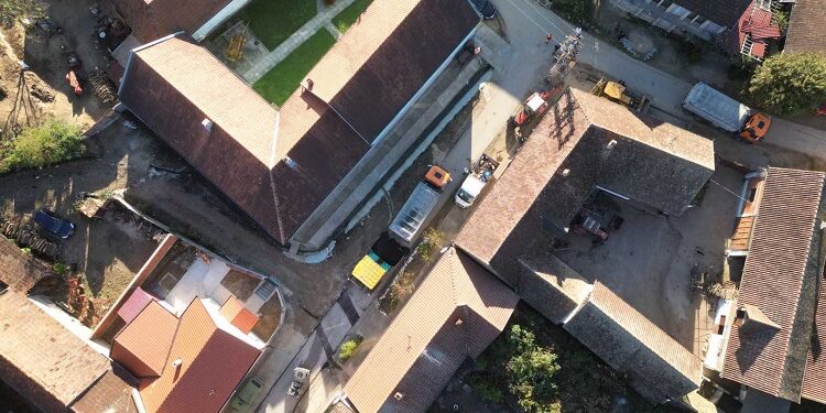 Asfaltira se 400 metara ulica u Mesiću