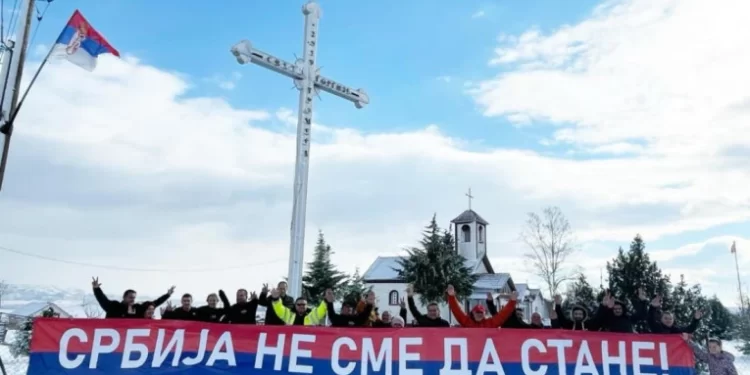Širom regiona stižu poruke podrške: I Kumanovo je uz predsednika Vučića