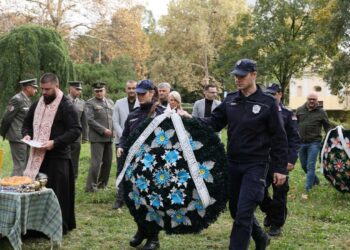 Odata počast poginulim vojnicima i policajcima