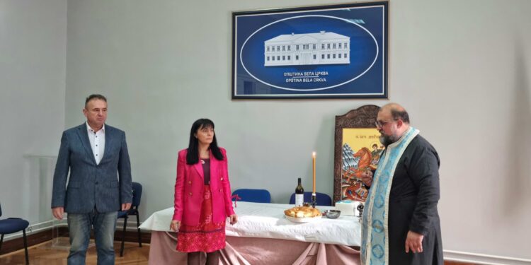 Rezanjem slavskog kolača obeležena slava Bele Crkve Sveti Dimitrije