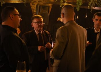 SKANDAL! Jon Sfera svesno širio virus na koktelu Generalnog konzulata Rumunije u Vršcu