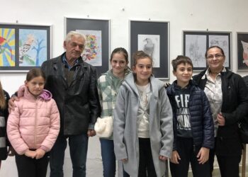 Izložba mladih umetnika Nikole Pljoskara i Dragane Sredić otvorena u vršačkom Domu vojske
