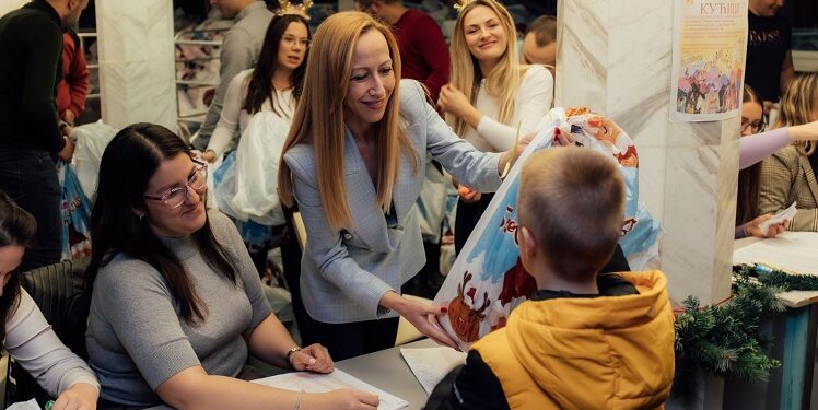 Grad Vršac sutra (3. decembar) počinje podelu vaučera za novogodišnje paketiće