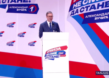 Vučić: Za mene je elita narod Srbije i boriću se za vas dok sam živ! Srbija ne sme da stane!