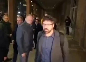 Još jedna masna laž Dragana Đilasa! Lazović ga demantovao i priznao da su huligani njihovi!
