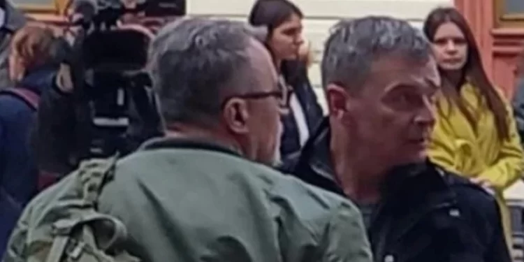 Fijasko protesta NATO opozicije kod Filozofskog: Od studenata ni traga ni glasa, na plato stigli Ćuta, Aleksić i Milivojević (FOTO)