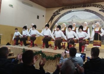 Sjajan Novogodišnji koncert KUD „Vinogradi“ iz Gudurice