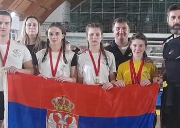 Pet medalja za vršački Gard na Tamashy Trofeju u Girocu