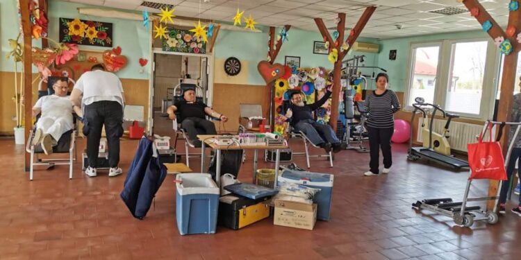 Akcija dobrovoljnog davanja krvi u organizaciji Doma u Starom Lecu