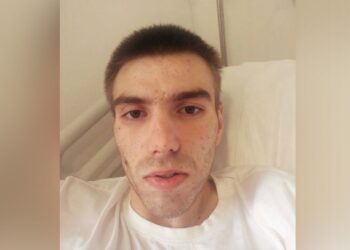 Stefanu (26) iz Vršca, obolelom od teške bolesti, jedini spas je lečenje u Istanbulu: „Pomozite nam u ovoj borbi“