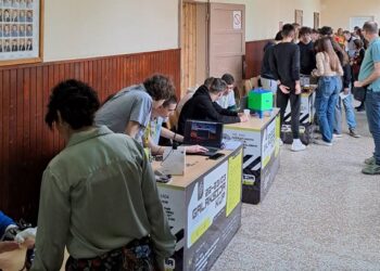 Na Galaksija kupu u Vršcu 80 učenika iz 15 gradova Srbije i gosti iz Rumunije, Slovenije, BiH i Hrvatske