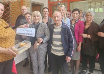 Udruženja žena Vršca družila se sa korisnicima Gerontološkog centra