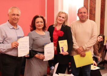 Zbirka za decu „Stihovanje ispod sunca“ Marijane Stratulat predstavljena u Beloj Crkvi