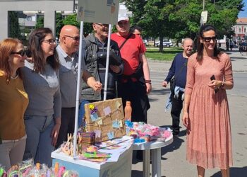 U susret Uskršnjim praznicima: Prodajna izložba Centra za mentalno zdravlje