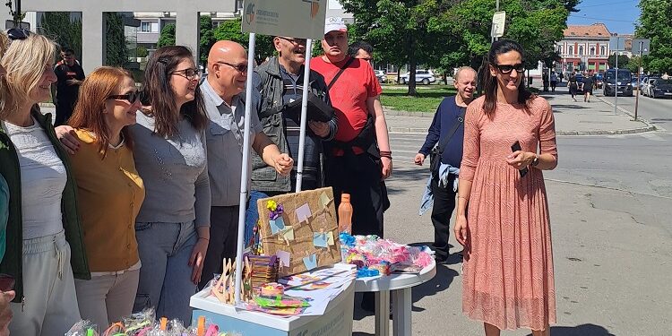 U susret Uskršnjim praznicima: Prodajna izložba Centra za mentalno zdravlje