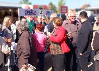 Koalicija „Aleksandar Vučić – Vršac sutra“ predstavila se građanima